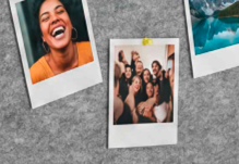 Foto's die zijn vastgeprikt op een BLOOM paneel, wat de praktische pinbaarheid van het PET-vlies demonstreert.