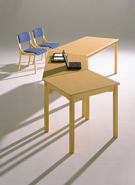 Trapeziumvormige tafel  160 x 80 cm, multiplex tafelblad