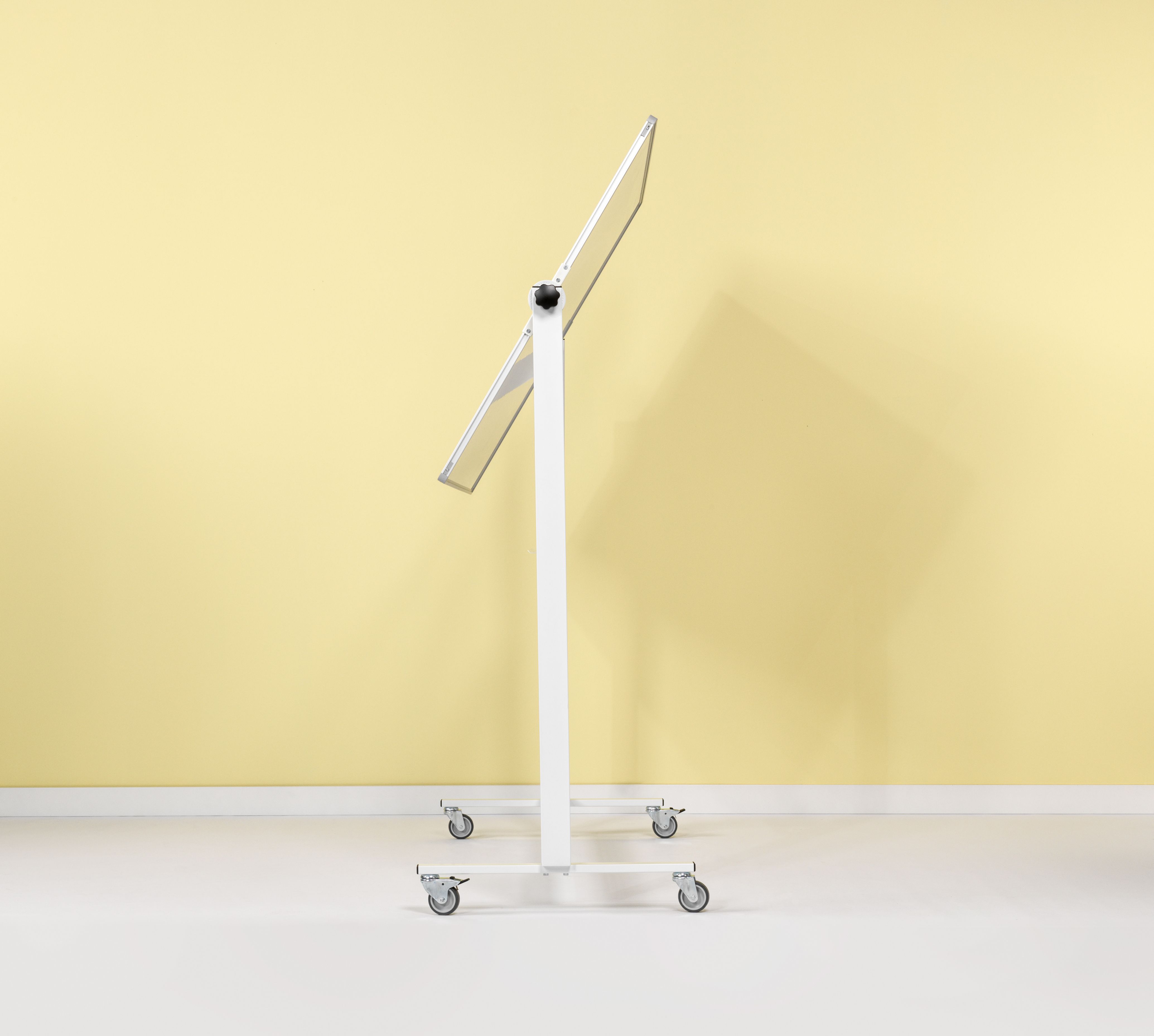 Kantelbord whiteboard, dubbelzijdig gelakt staal - 120x180 cm