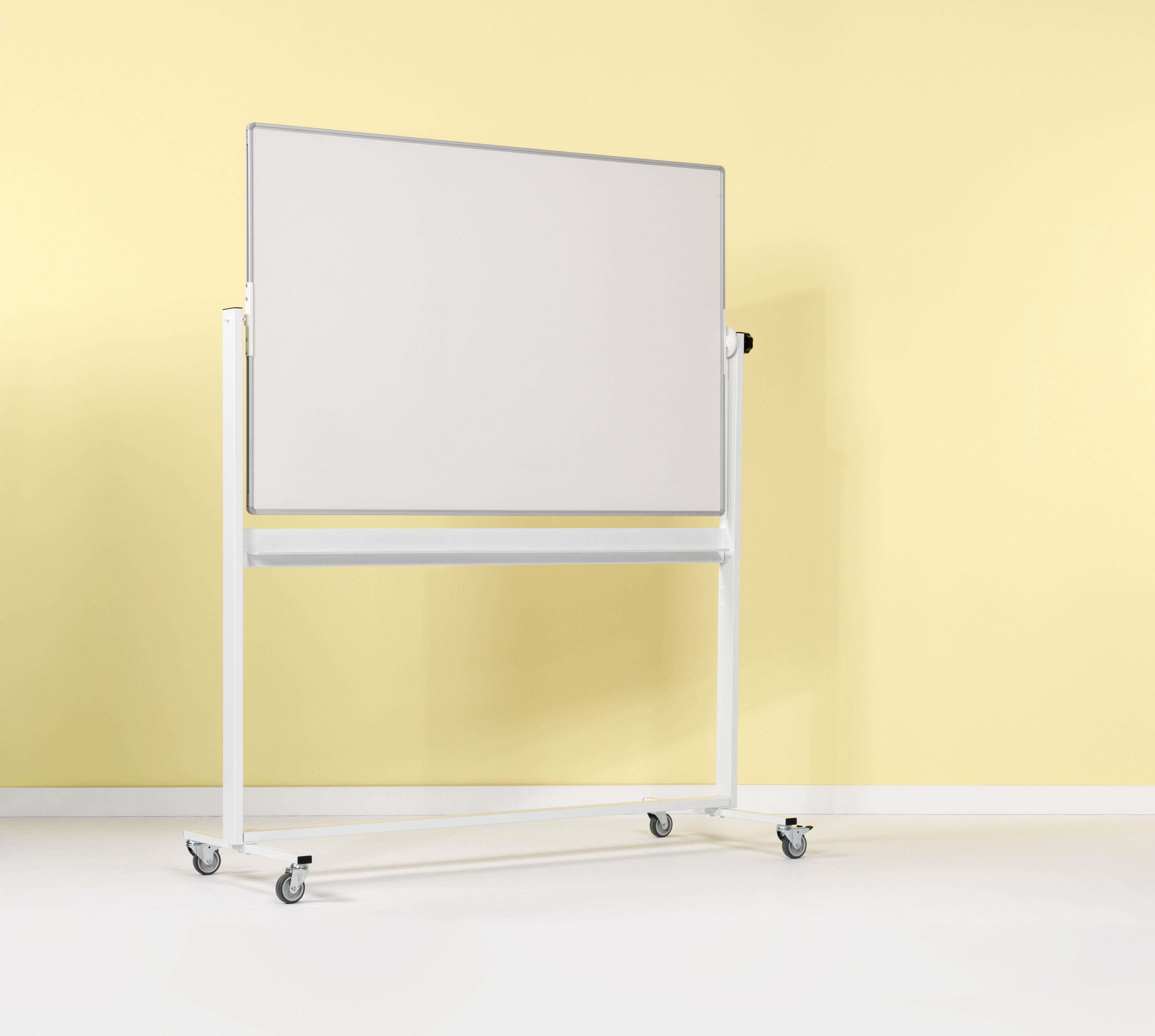Kantelbord whiteboard, dubbelzijdig wit emaille - 100x180 cm 