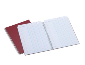 Schrijfblok met geruit papier voorbeeld