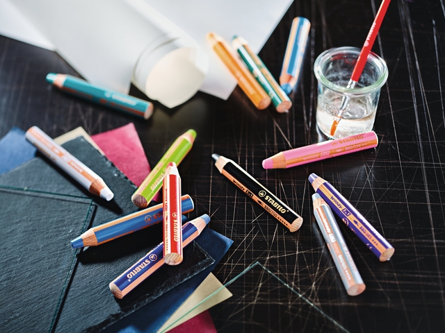 krijtstift, kleurpotloden, tekenschrift, kantoorbenodigdheden, studio-accessoires