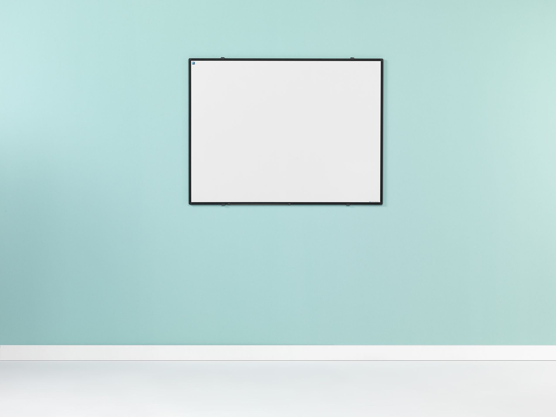 Whiteboard, wit emaille, Softline 8 mm - zwart profiel - 60x90 cm