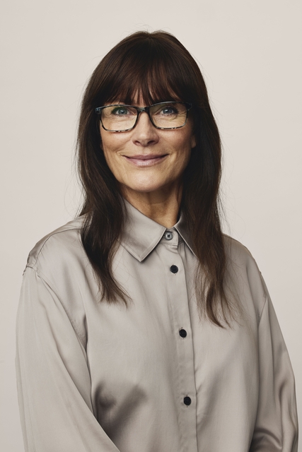 dameskleding, blouse, satijnachtig, grijs, bril