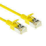 ACT Gele 1,5 meter LSZH U/FTP CAT6A datacenter slimline patchkabel snagless met RJ45 connectoren