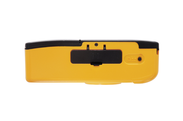 type: device, kleur: geel, materiaal: plastic, gleuf: batterijvak, kenmerk: ingebouwde clip