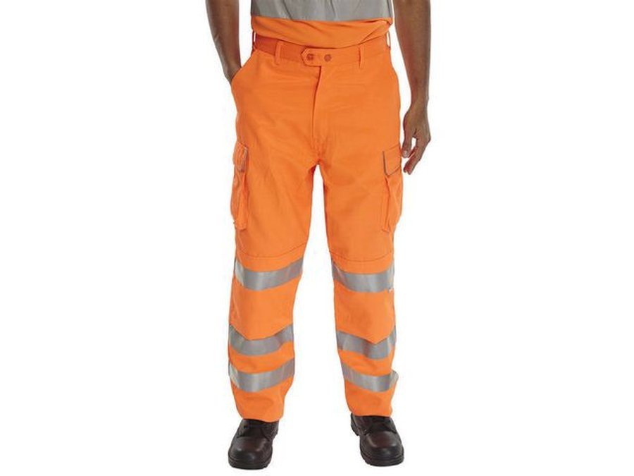 Werkbroeken en overalls